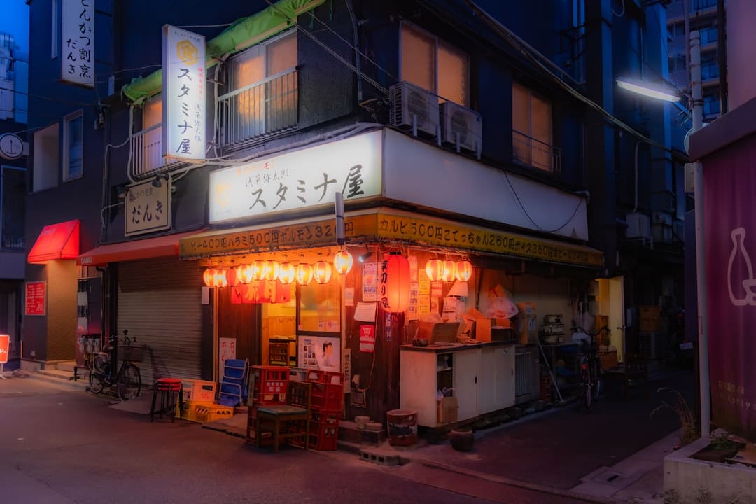 投诉“鲁迅夹烟墙画”当事人,被封号